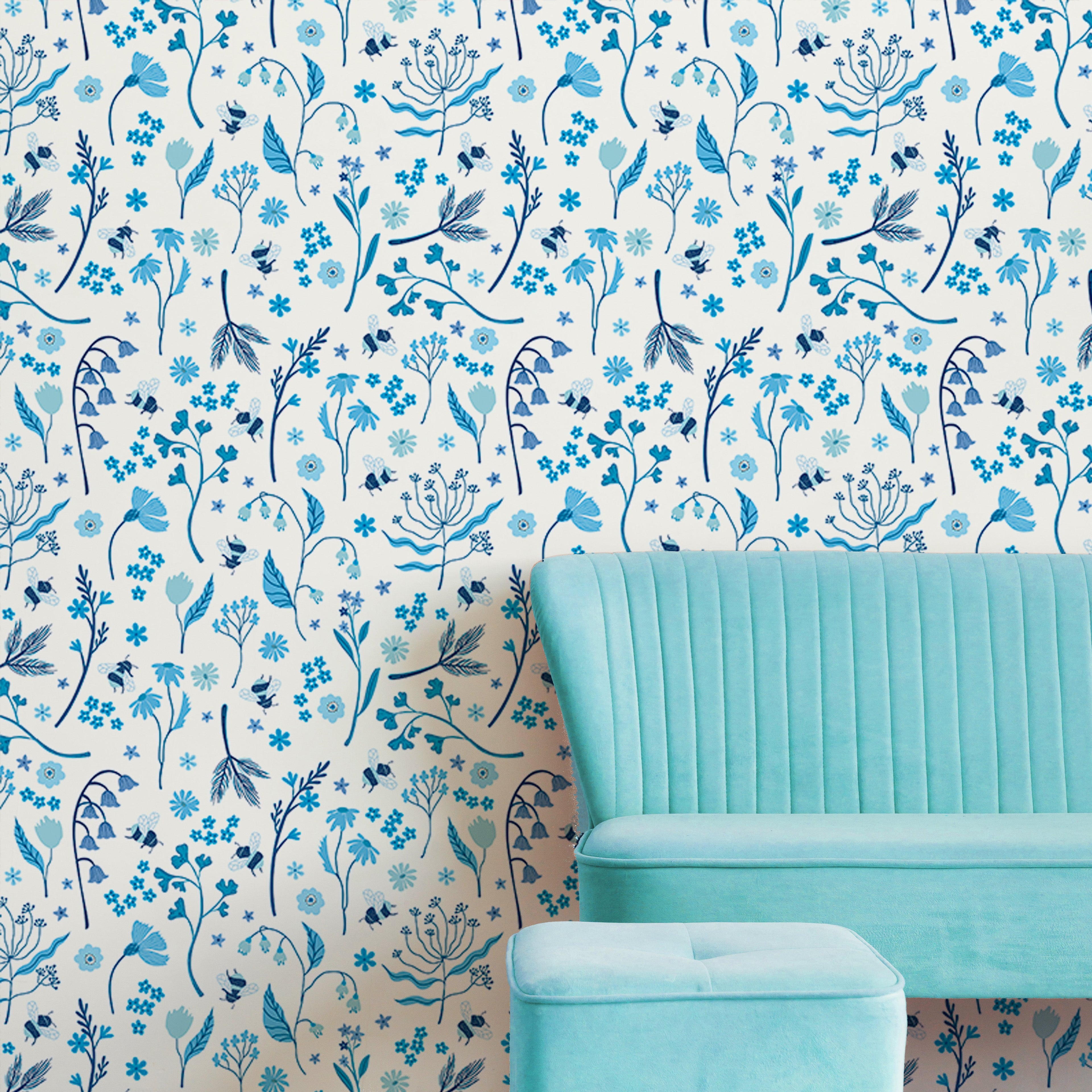 BUMBLEBEE CHINOISERIE WALLPAPER