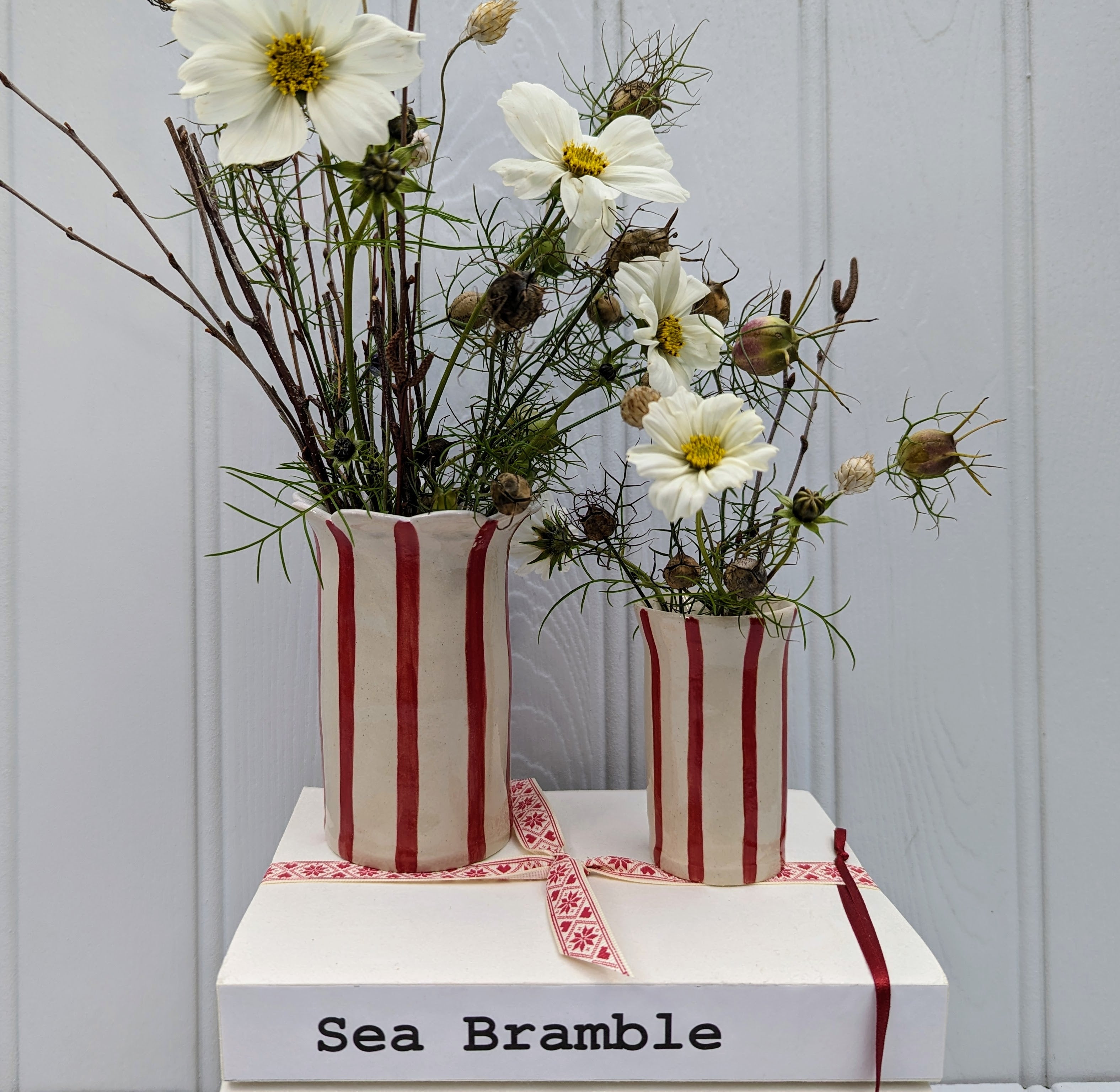 Sea Bramble Ceramics - Daisy vase