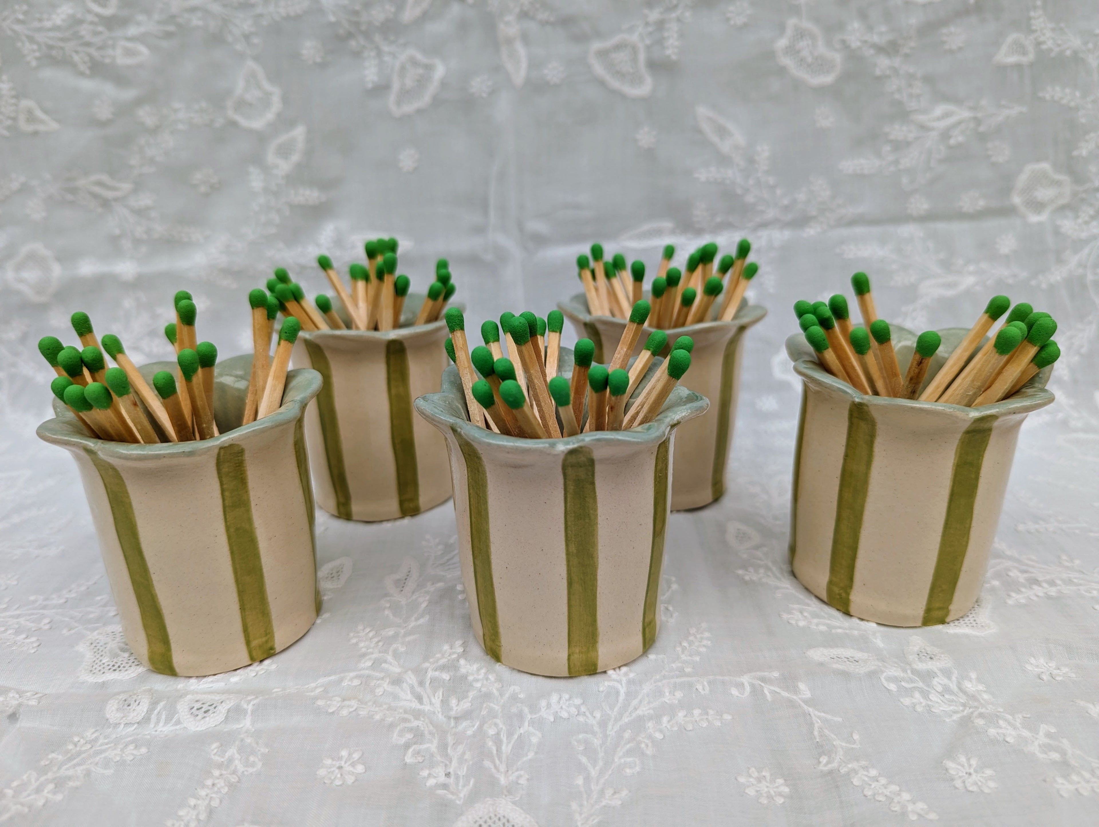 Sea Bramble Ceramics - Daisy Match striker
