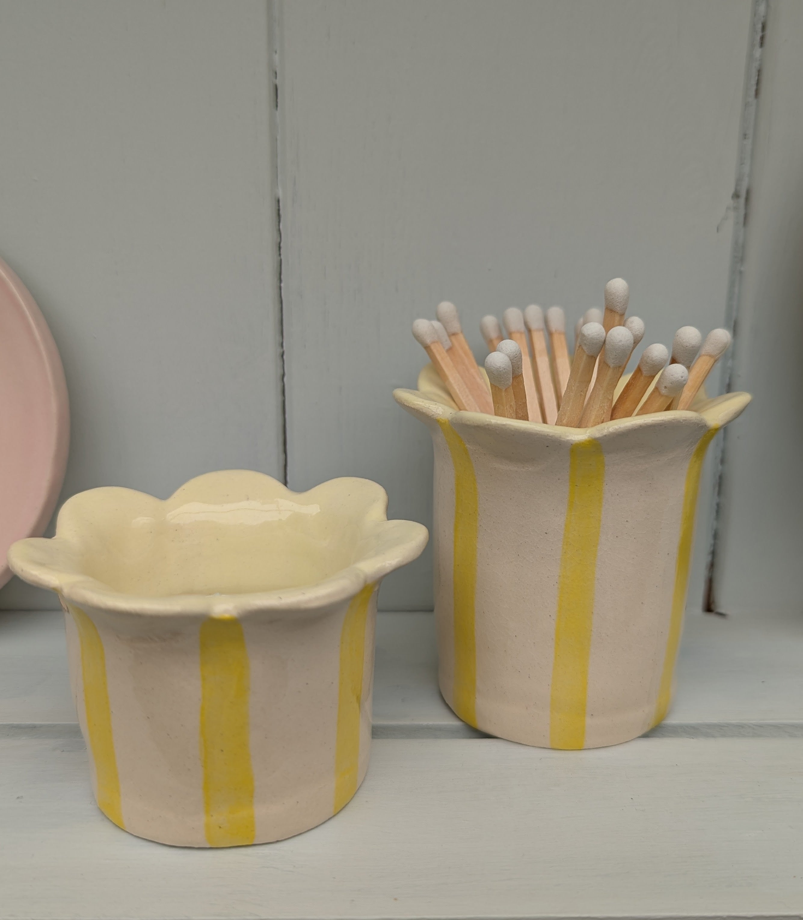Sea Bramble Ceramics - Daisy Match striker