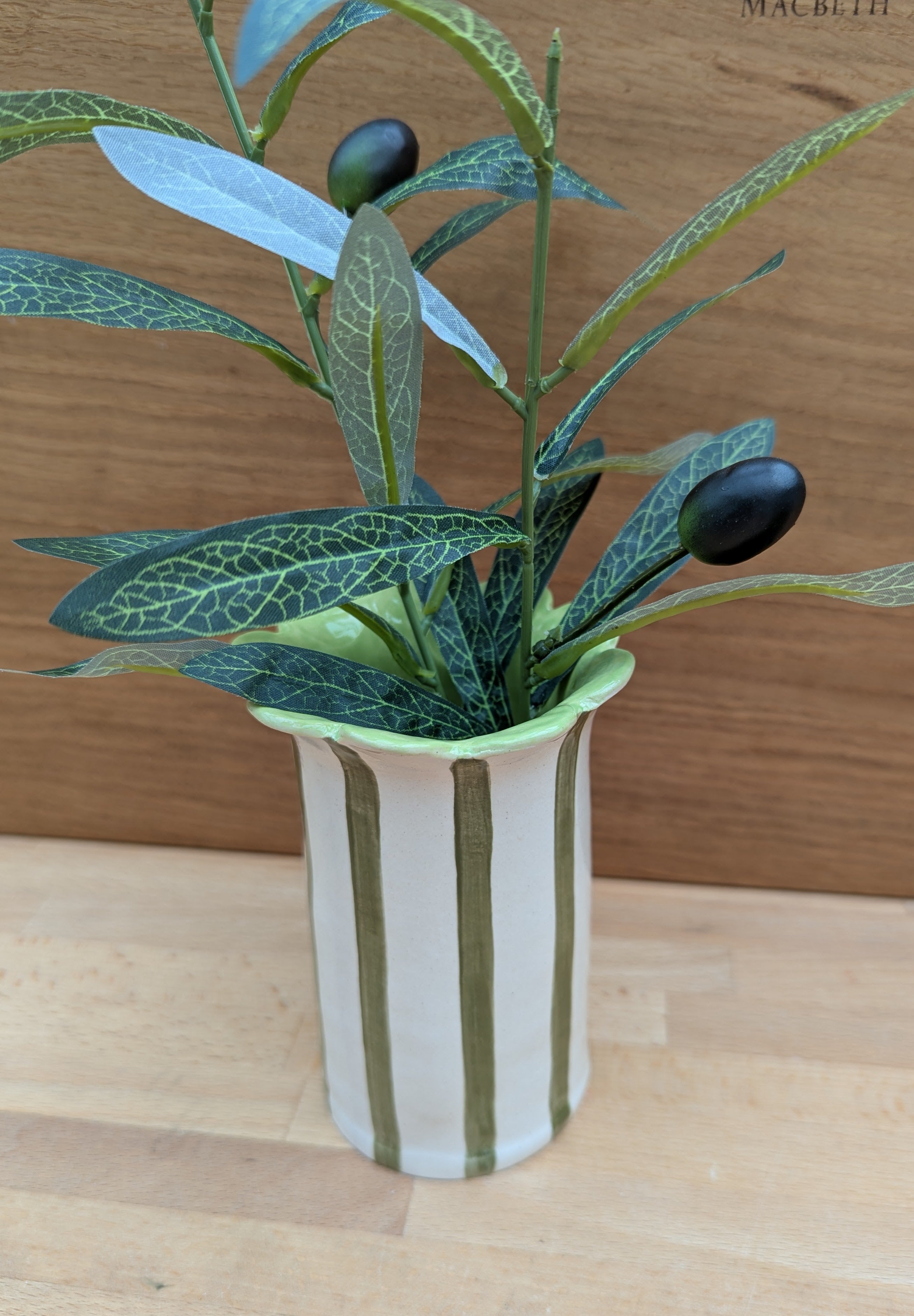 Sea Bramble Ceramics - Daisy vase