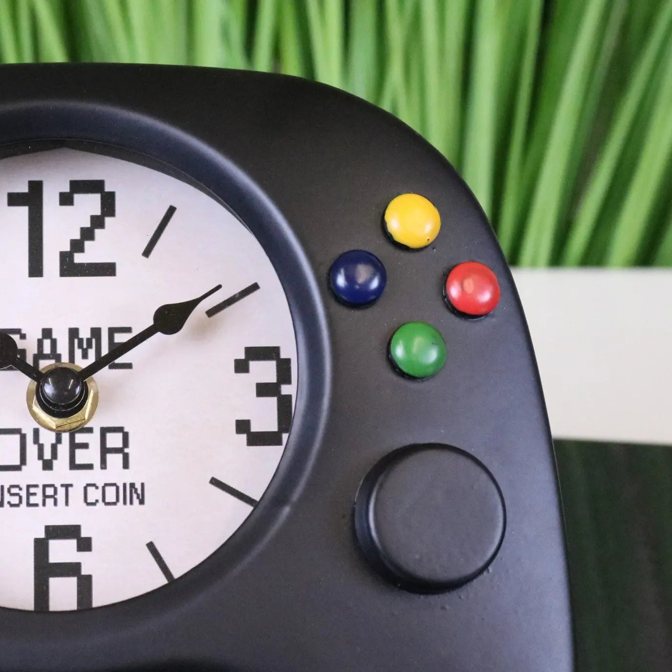 Sareka Gaming Room Clock Desktop or Wall Mounted