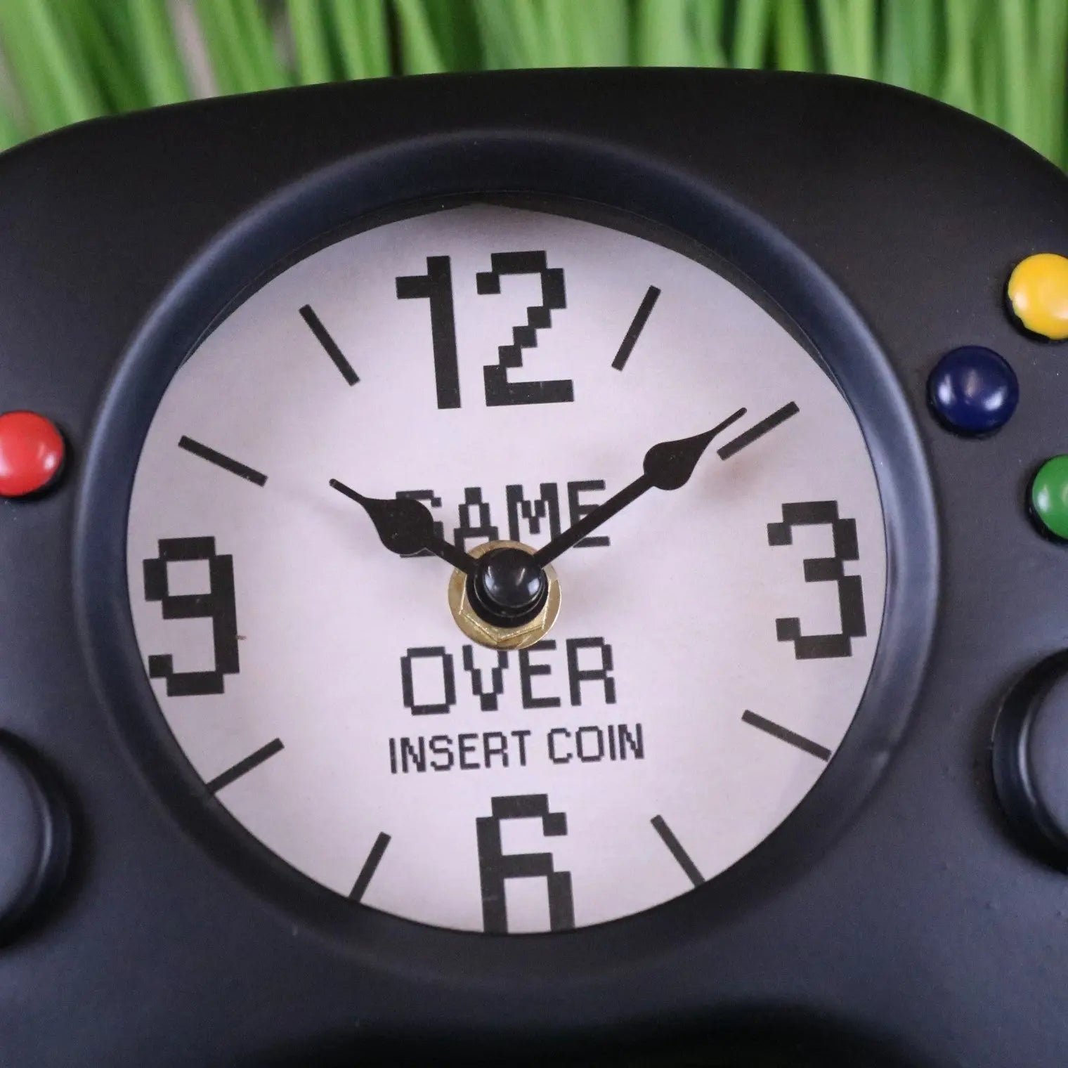 Sareka Gaming Room Clock Desktop or Wall Mounted