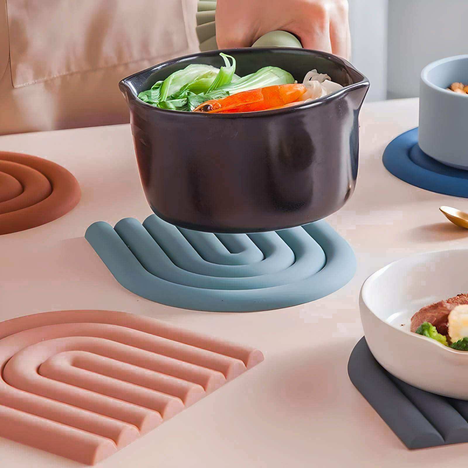 The Wavy Table Placemat