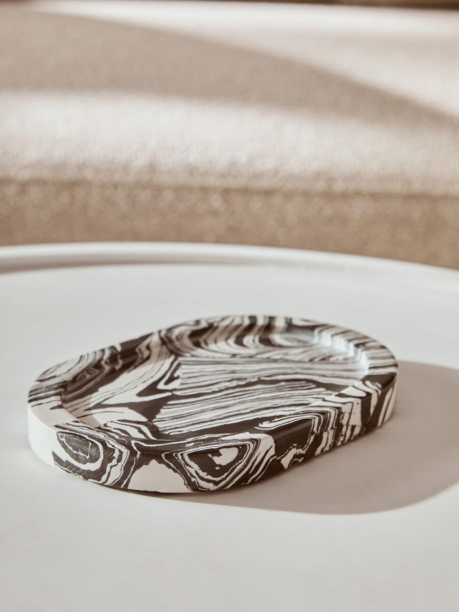 Helsa Black And White Oval Marble Tray