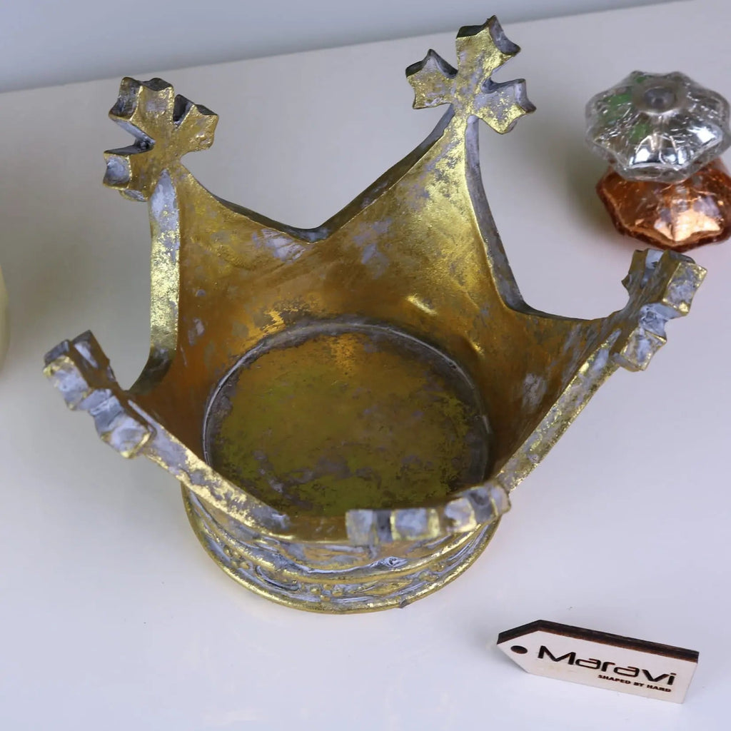 Ziro Crown Candle Holder Vintage Style